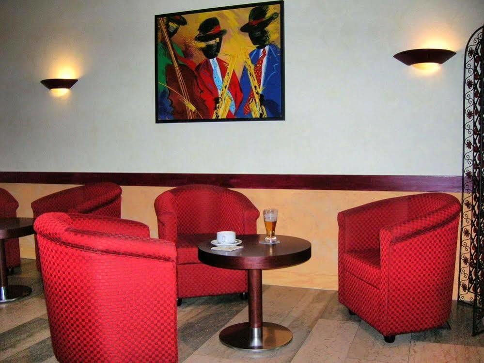 Hotel Restaurant Du Parc De La Colombiere Ντιζόν Εξωτερικό φωτογραφία